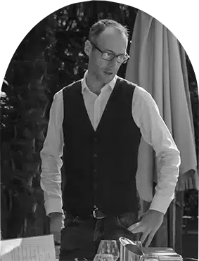 Equipe-chef-restaurant-lac-du-bourget-aix-les-bains-chambery-local-fait-maison-Charlotte