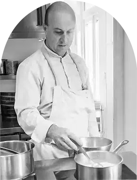 Equipe-chef-restaurant-lac-du-bourget-aix-les-bains-chambery-local-fait-maison-Charlotte