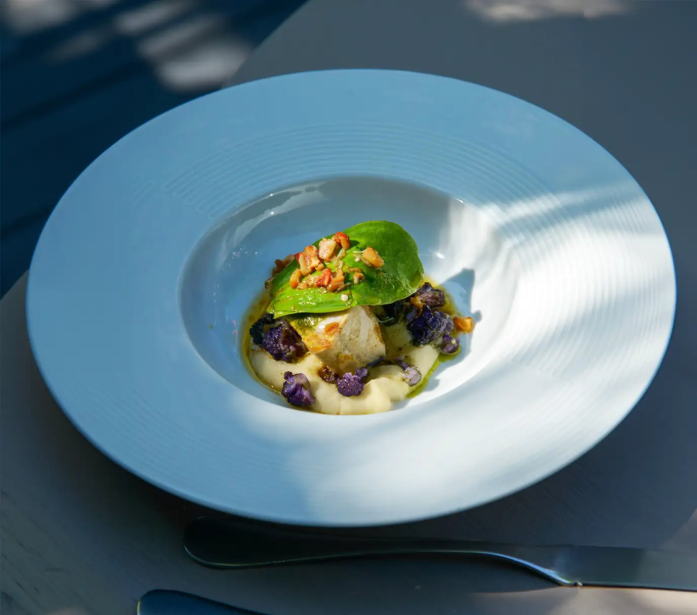 Image de plat pour illustrer la page Bon cadeau - restaurant La Parfumerie - lac du bourget